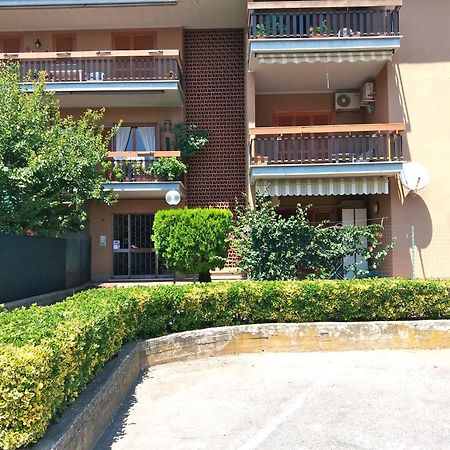 Roma Alla Villa Di Pompeo لاديسْبولِ المظهر الخارجي الصورة