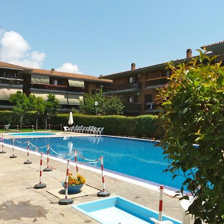 Roma Alla Villa Di Pompeo لاديسْبولِ المظهر الخارجي الصورة